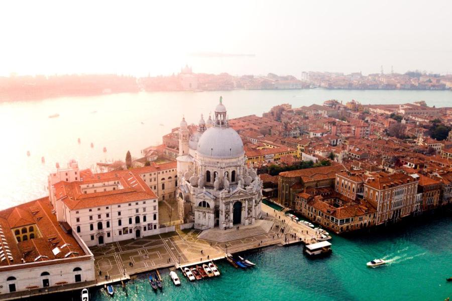 Венеция будет брать с туристов пять евро за посещение старого города