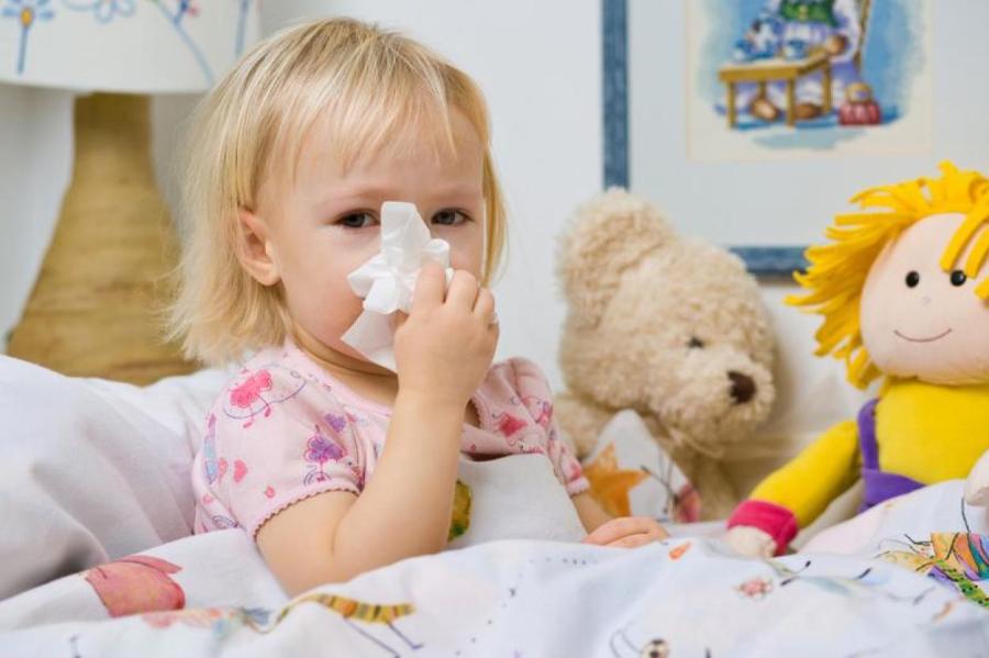 Ребенок часто болеет: педиатр назвала 3 признака, когда это не норма