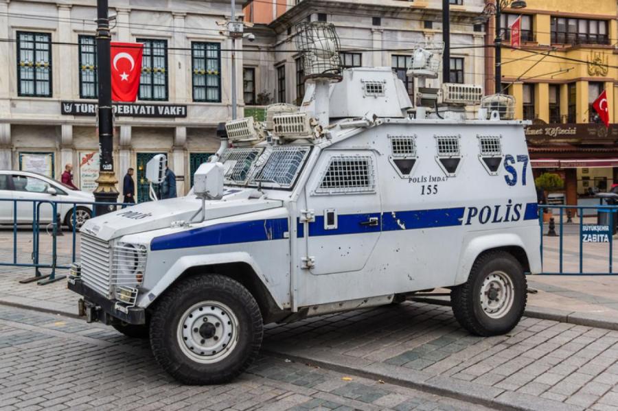 Теракт в Анкаре: у здания МВД взорвался смертник