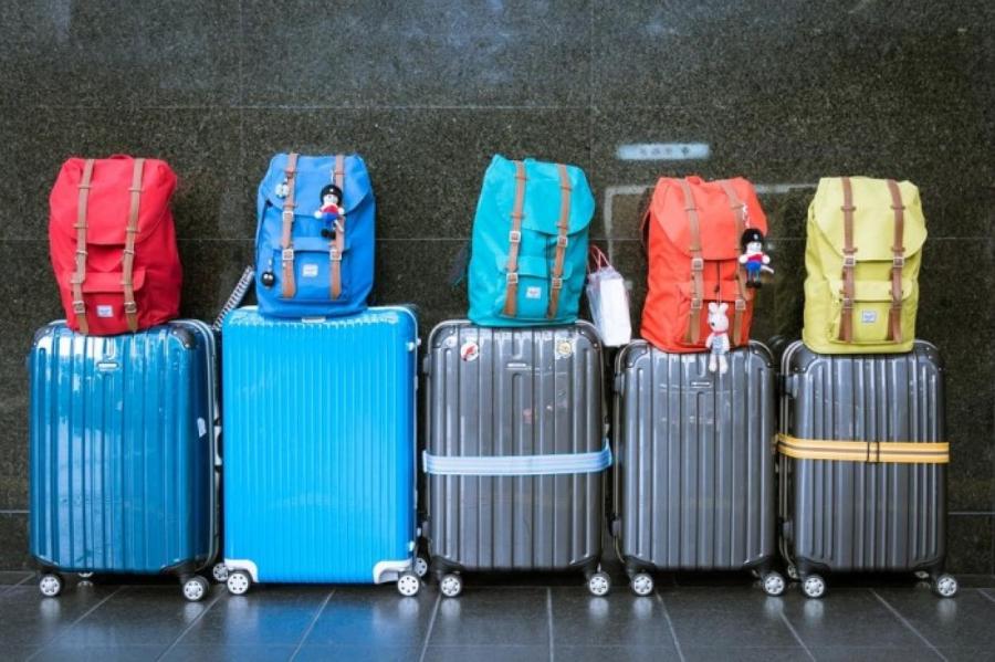 А ну-ка убери свой чемоданчик: ЕС примет решение по багажу (ВИДЕО)