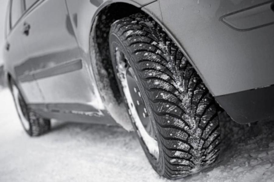 Автомобилистов призывают своевременно устанавливать зимние шины