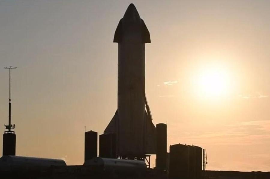Взрыв сверхтяжелой ракеты Илона Маска расценили как успех