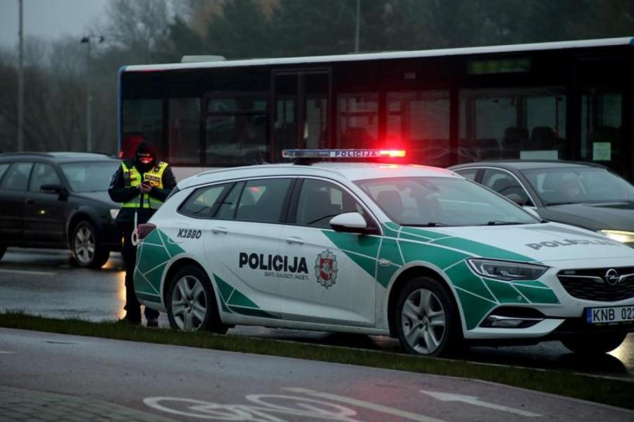 Литву продолжают атаковать телефонные террористы