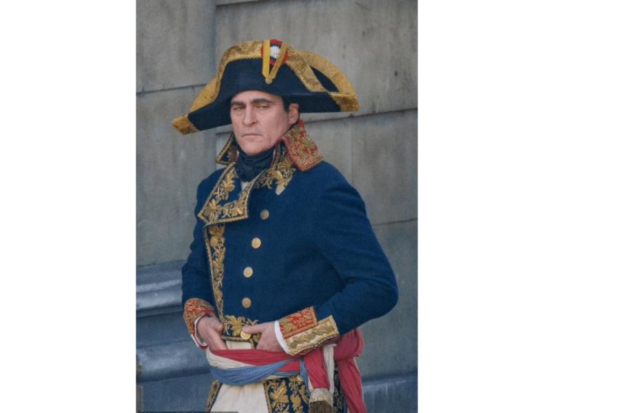 49-летний Хоакин Феникс сыграл Наполеона (ВИДЕО)