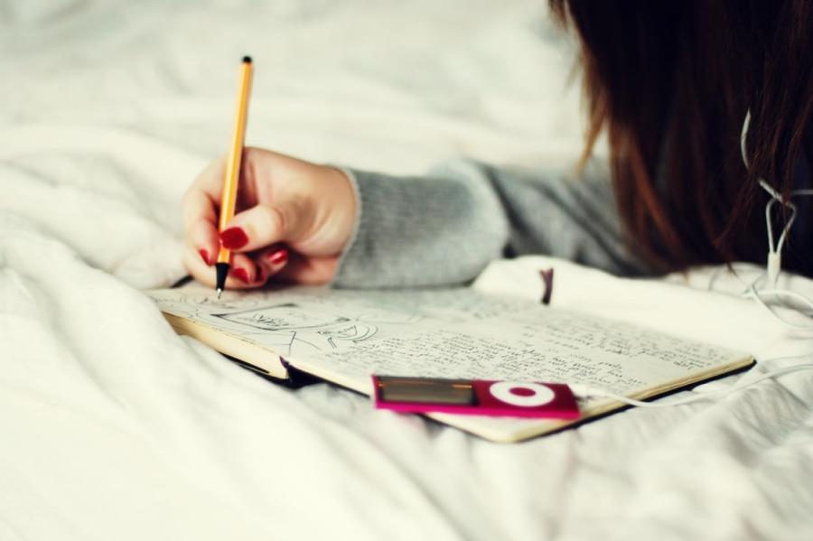 4 вида дневников, которые советуют вести психологи, чтобы разобраться в себе