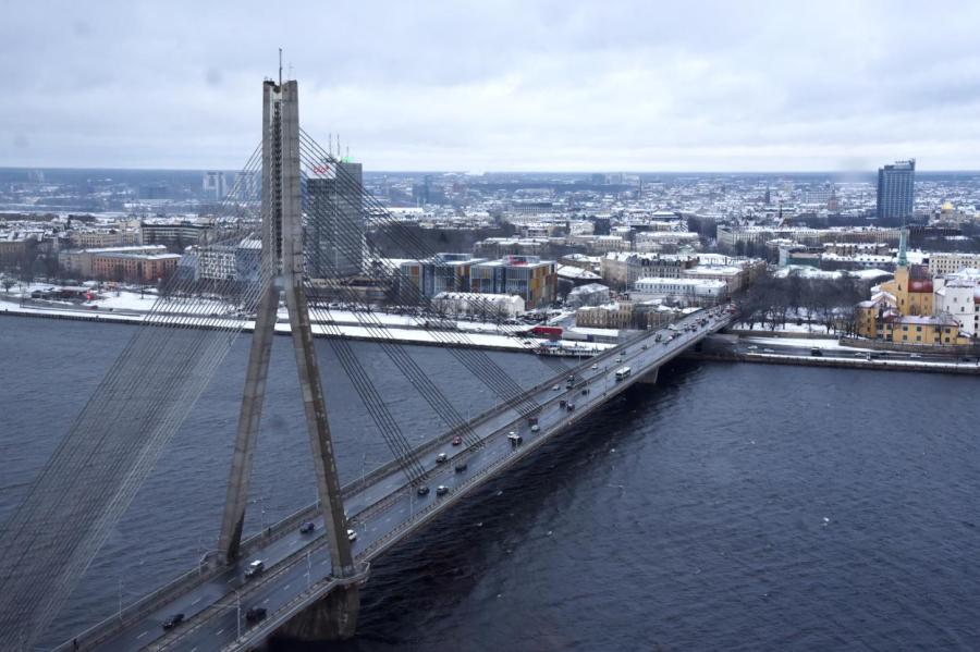 Власти добрались до Вантового моста: что сделают с мостом и подъездами к нему