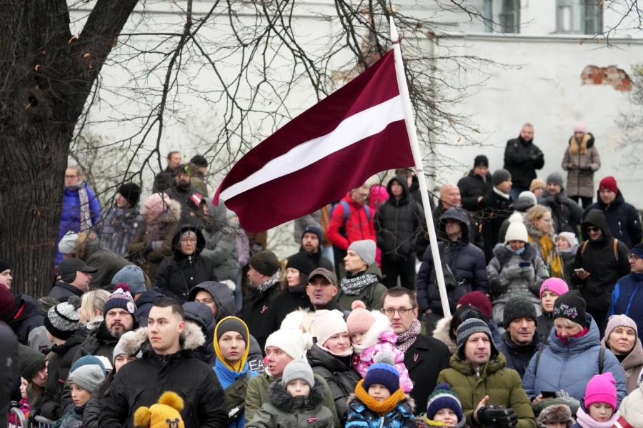 Любит – не любит: измерили патриотизм латышей и русских