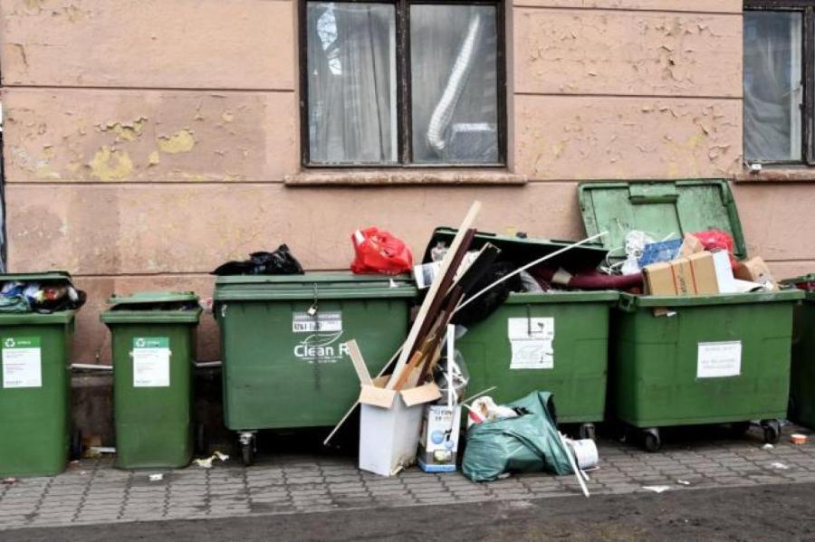 Жители ЛР научились сортировать мусор, но Брюссель все равно недоволен