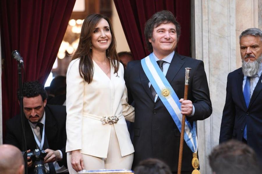 Хавьер Милей стал президентом Аргентины и пообещал стране шоковую терапию