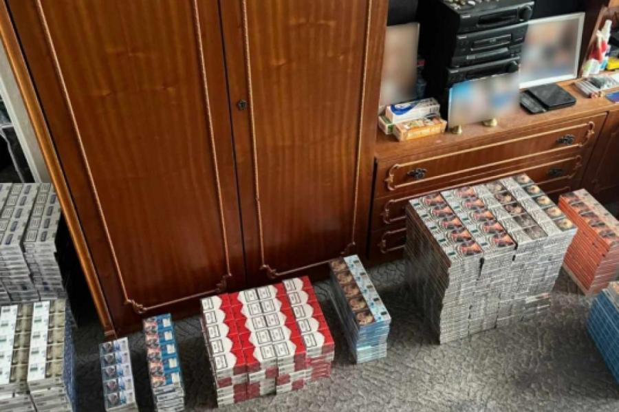 Контрабанда: в Риге изъяли 40 400 сигарет