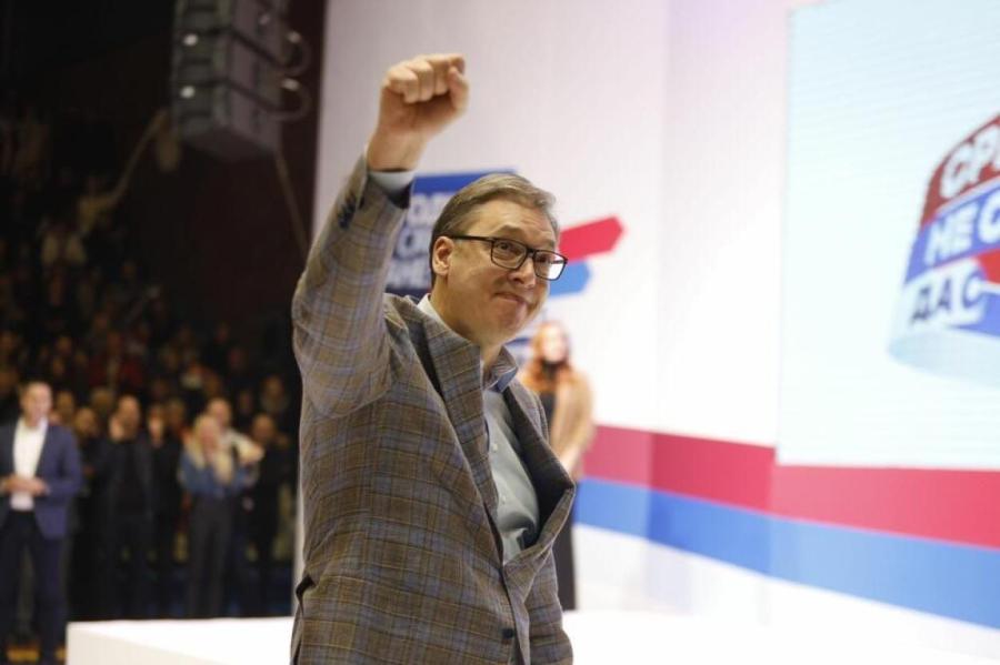 Вучич объявил о победе своего блока на выборах в Сербии