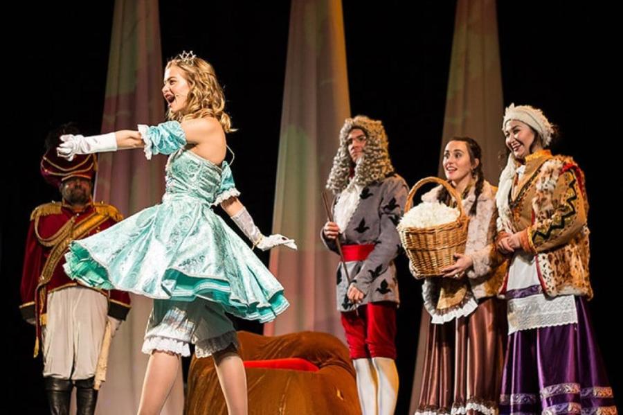 Мюзикл о королевских подснежниках «12 месяцев» - уже на этой неделе в Риге!