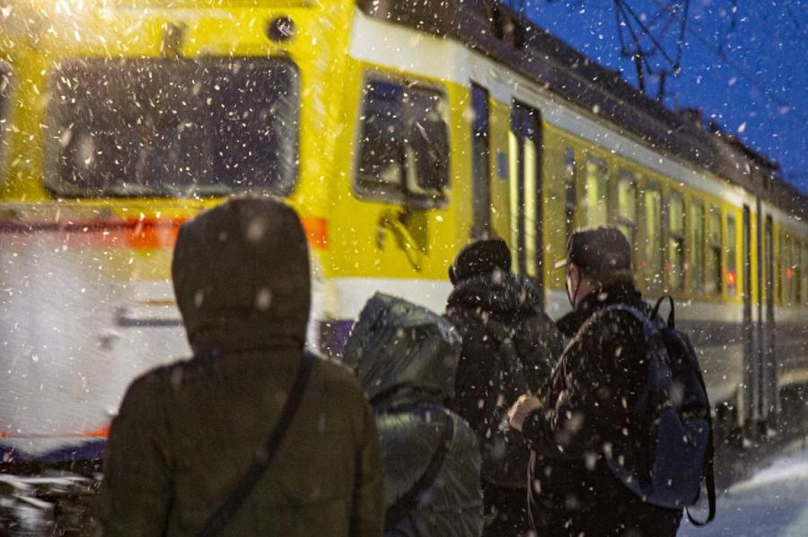 Из-за ДТП задерживаются поезда на линиях в Валмиеру и Сигулду