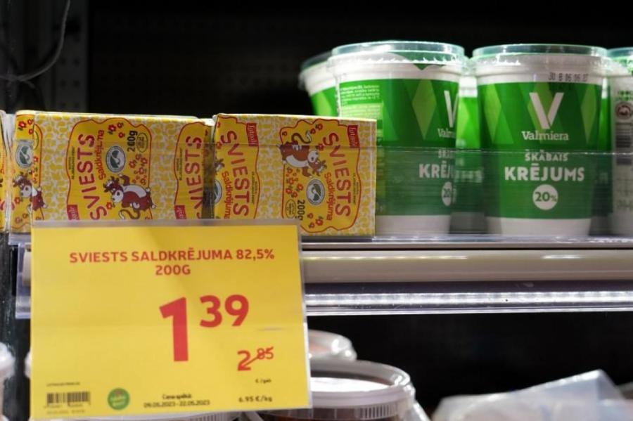 В Латвии наконец-то стали дешеветь основные продукты питания