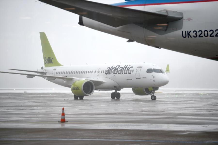 В Минсообщения придумали, как вернуть вложенные в airBaltic сотни миллионов евро
