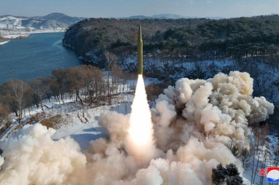 КНДР сообщила об успешном испытании гиперзвуковой ракеты