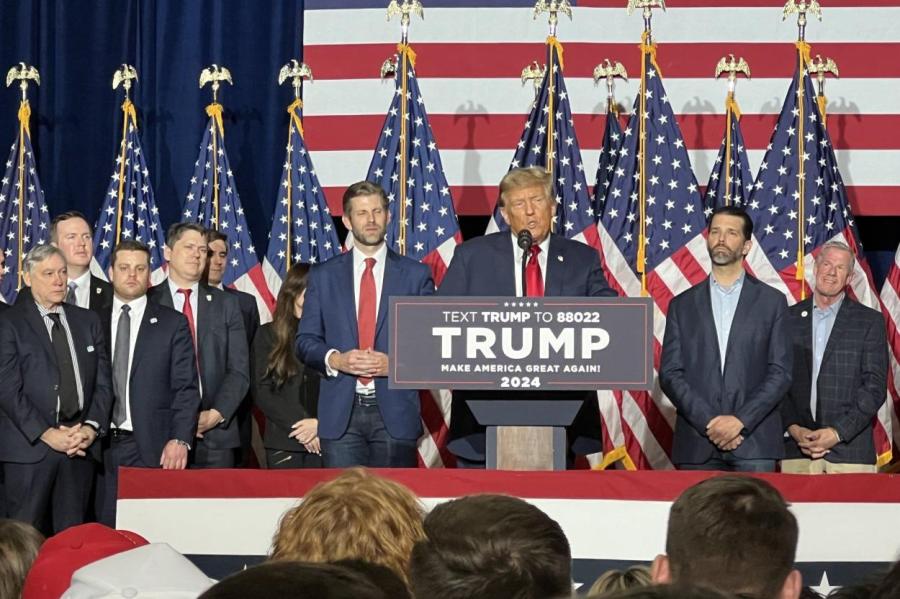 Выборы в Айове: СМИ прогнозируют первую победу Трампа