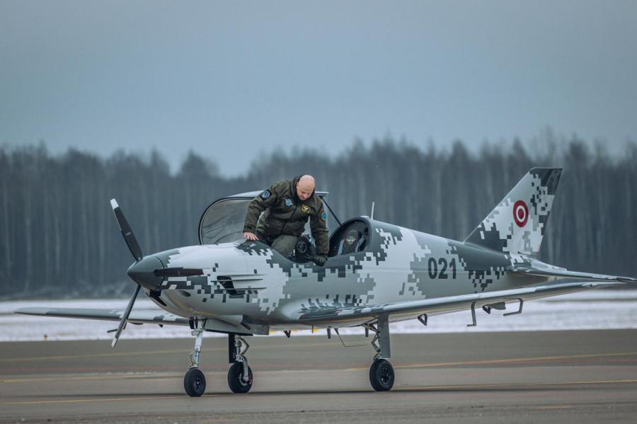 За самолетами латвийского производства стоят очереди, как за «Феррари»