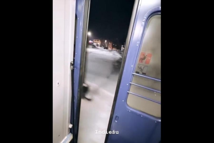 Как в Индии, только со снегом! Новая беда поезда ViVi взорвала сеть (+ВИДЕО)