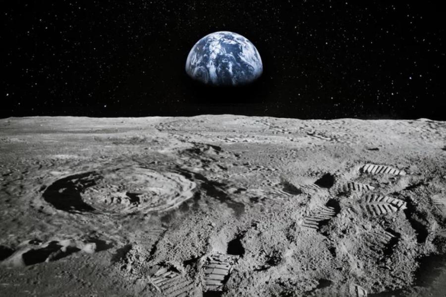 Планетологи взвешивают шансы разрушения Луны (ВИДЕО)
