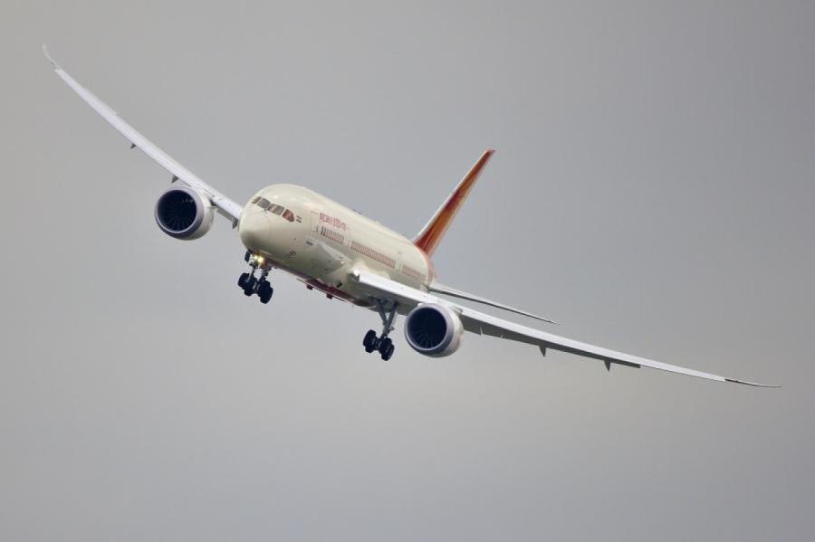 Инцидент с Boeing: болты на отлетевшей в воздухе двери отсутствовали