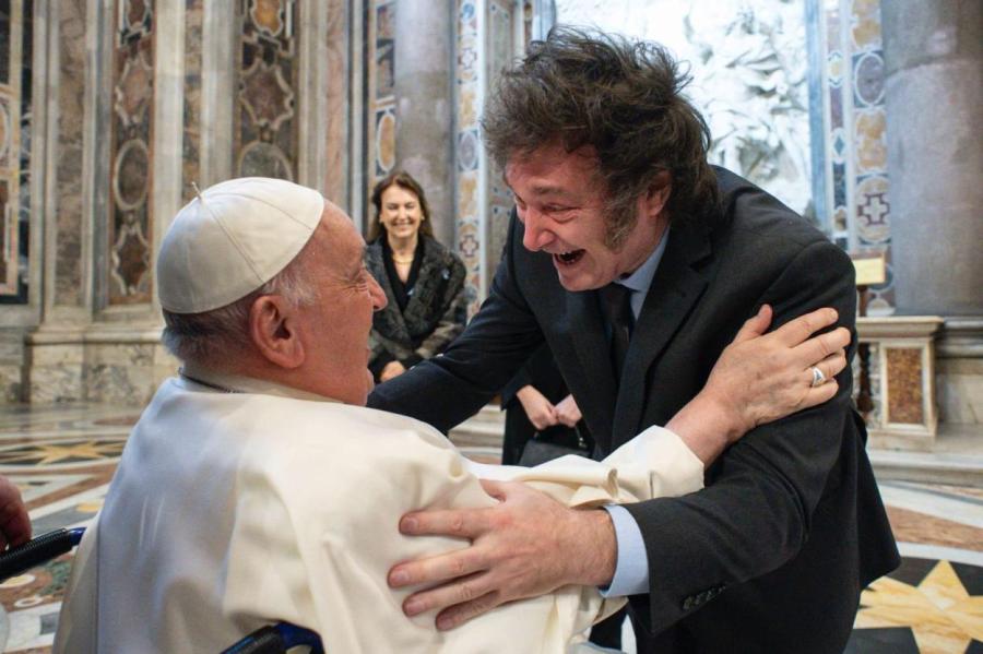 Президент Аргентины встретился с папой римским, которого называл «имбецилом»