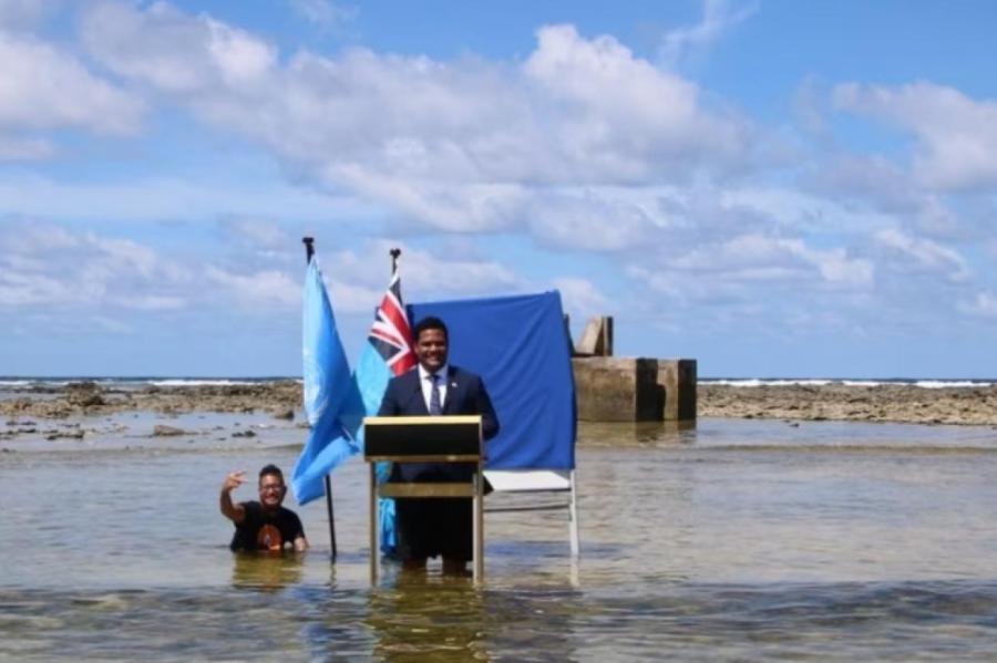 Тувалу готово стать первым государством, погибшим от потепления климата (ВИДЕО)