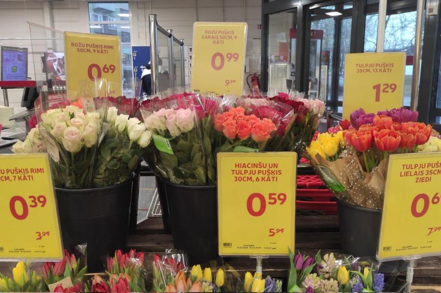 Никакого стыда! Народ недоумеват от цен на цветы через день после дня Валентина