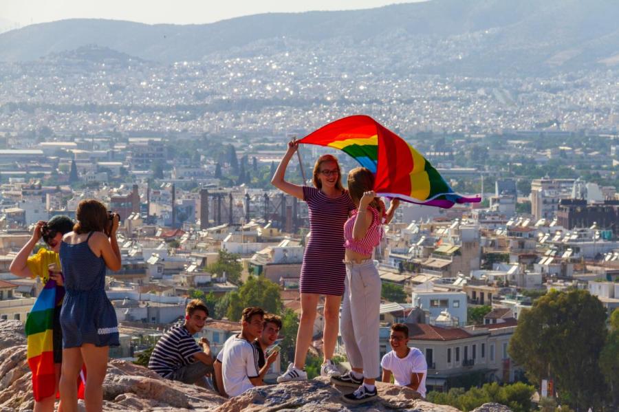 Православная Греция узаконила однополые браки