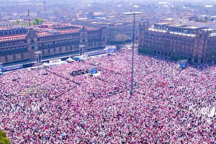В Мексике десятки тысяч человек вышли на протест против правящей партии