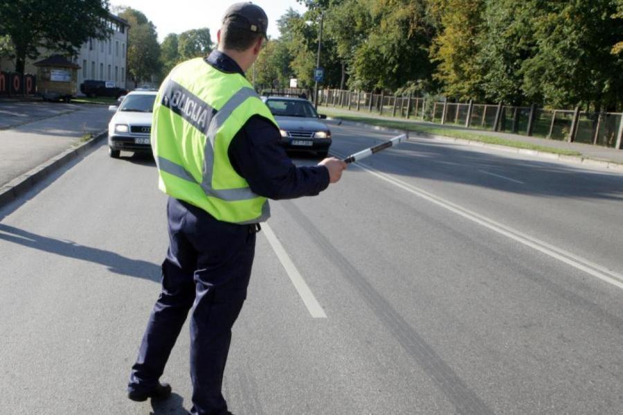 Латвийская полиция поймала несколько сильно пьяных водителей