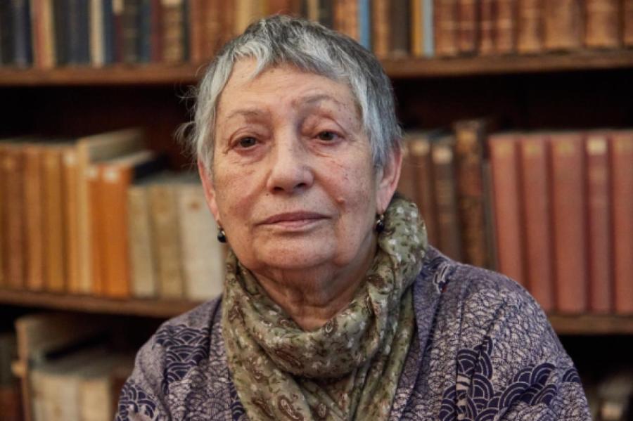 80-летнюю Улицкую лишили гонораров от её книг (ВИДЕО)