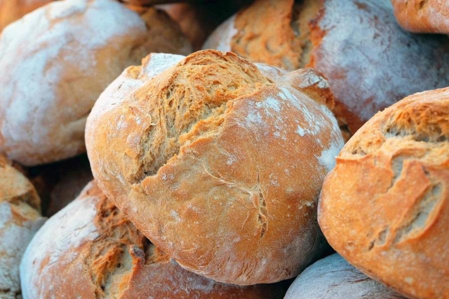 Доска жалоб: в Саулкалне даже хлеба нельзя купить!