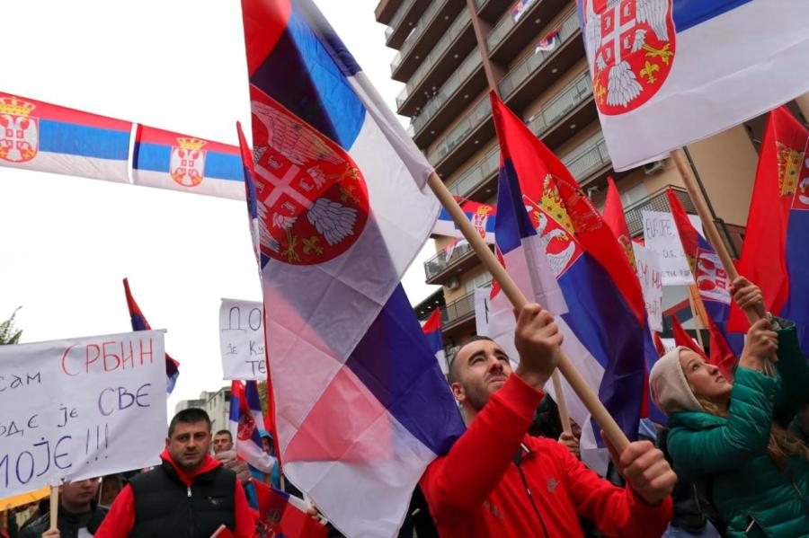 Косовские сербы не хотят переписываться (ВИДЕО)