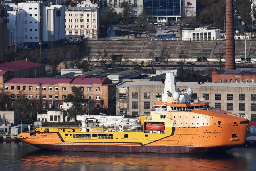 В России горит «Катерина Великая» - уникальный корабль