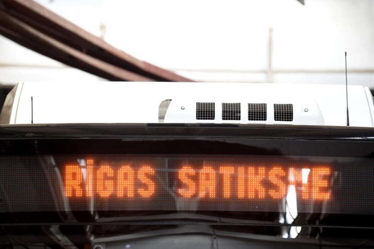 В Риге меняют расписание нескольких автобусов и троллейбусов