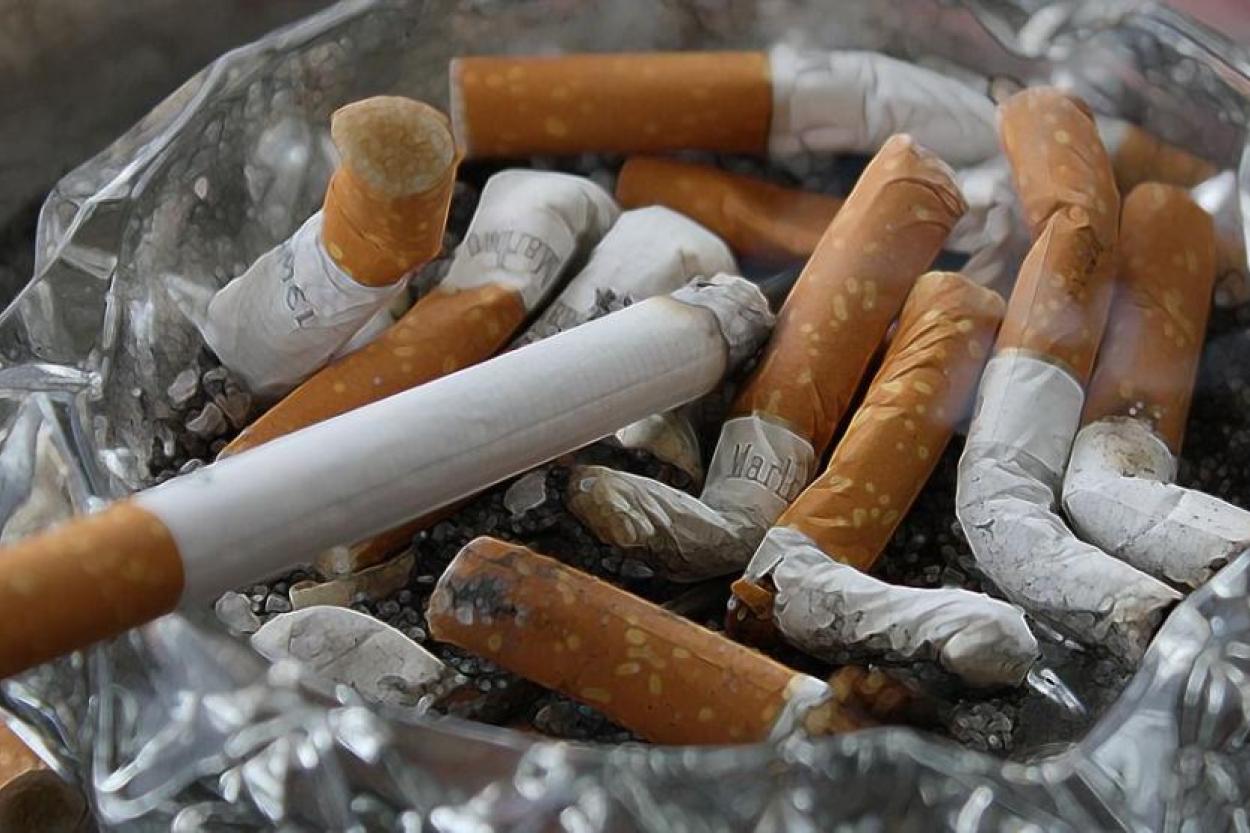 В британском парламенте начались дебаты о полном запрете курения