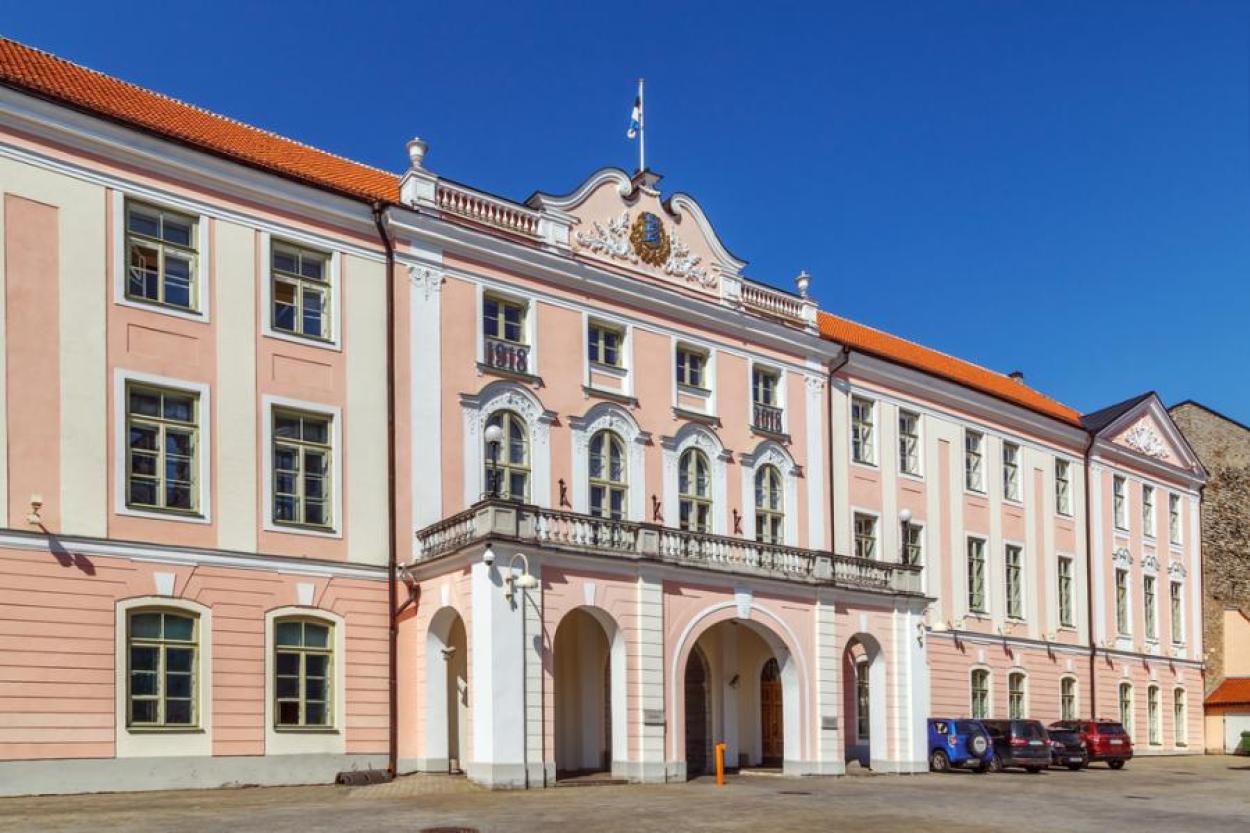 Эстонский парламент намерен осудить Московский Патриархат