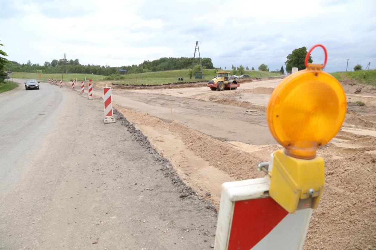 Министр поведал о том, что дороги в Латвии теперь будут строить по-новому