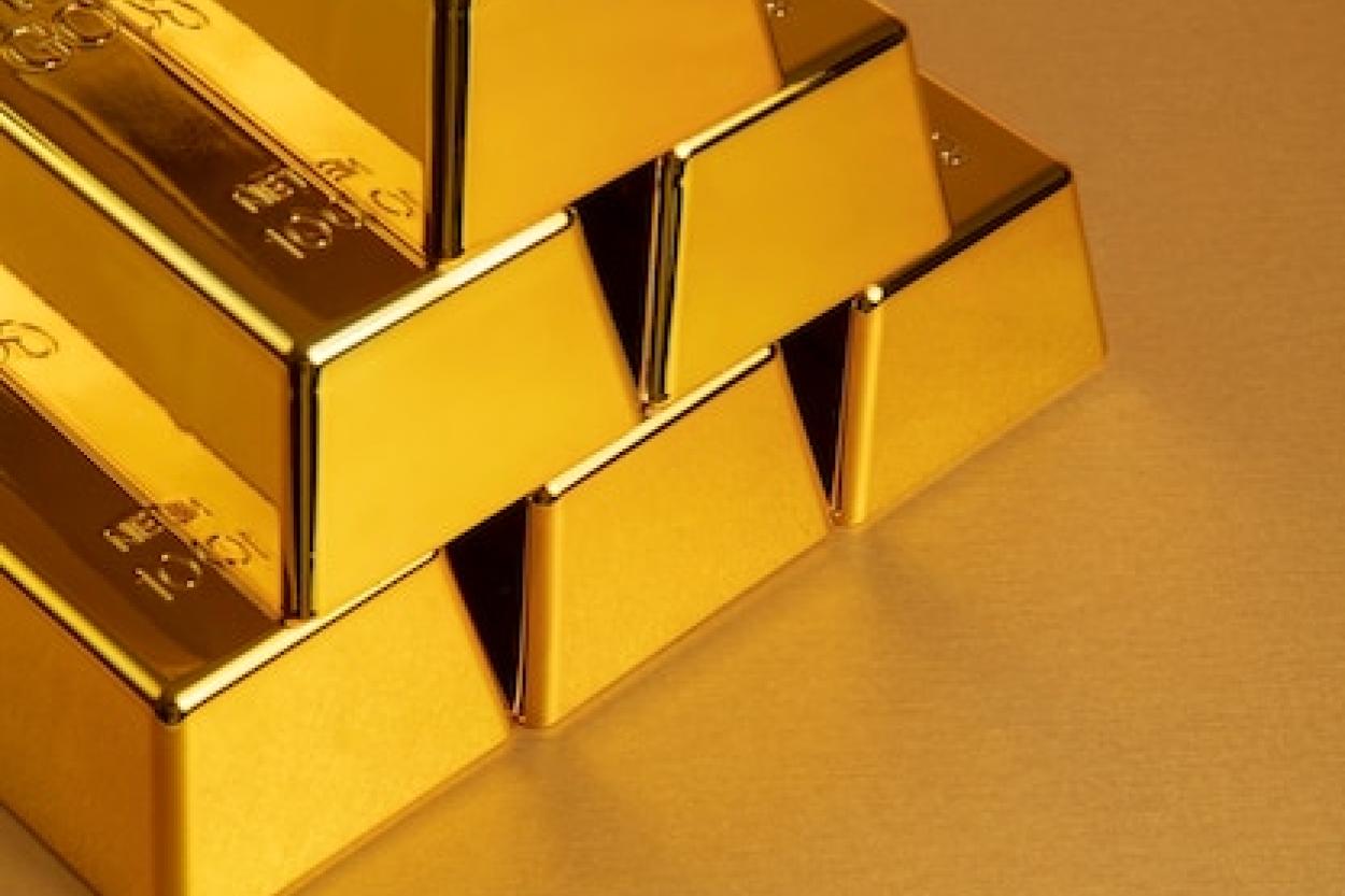 Золото и нефть отлично себя чувствуют после обмена ударами Израиля и Ирана