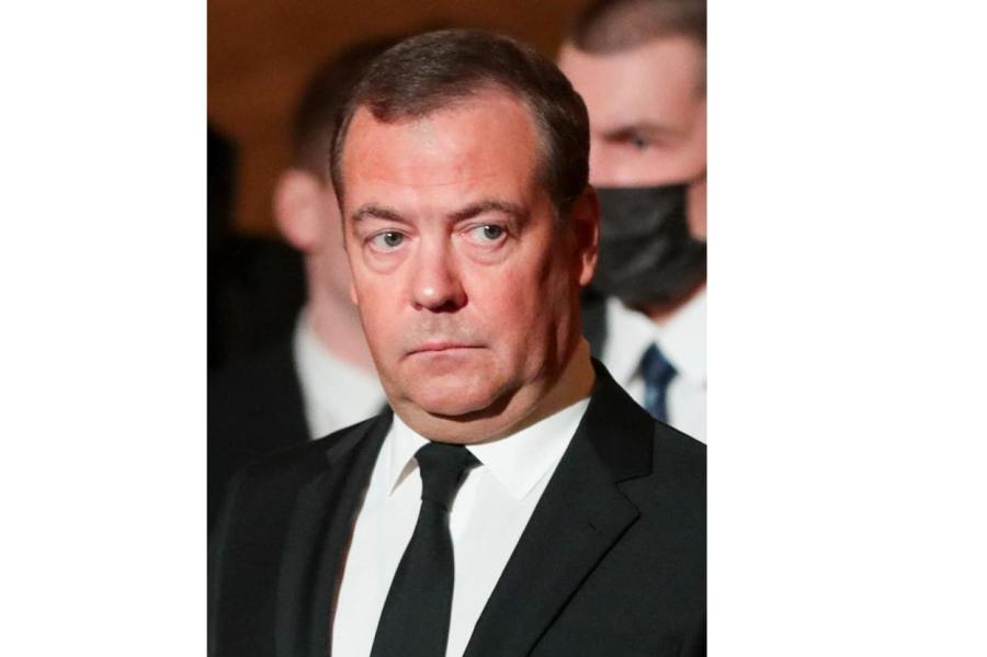 Рупор Кремля: как Дмитрий Медведев перестал быть серьезным политиком (ВИДЕО)