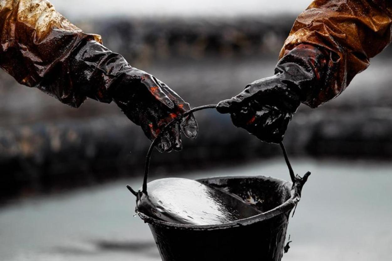 Экологи обвинили Великобританию в закупке продуктов из российской нефти