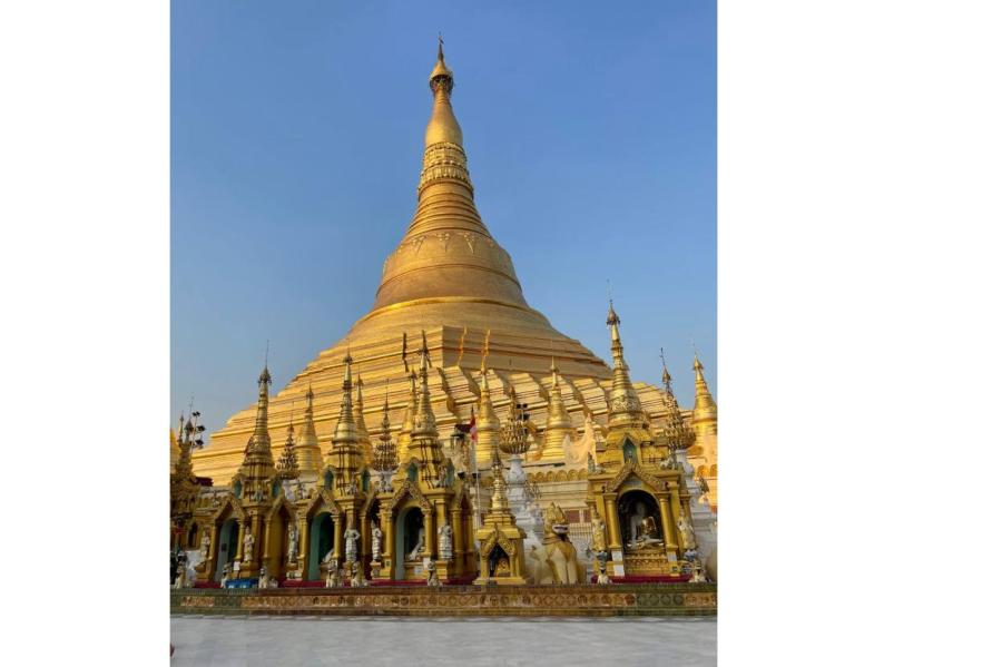 В Мьянме для туристов всегда хорошая пагода, не бойтесь личинок (ВИДЕО)