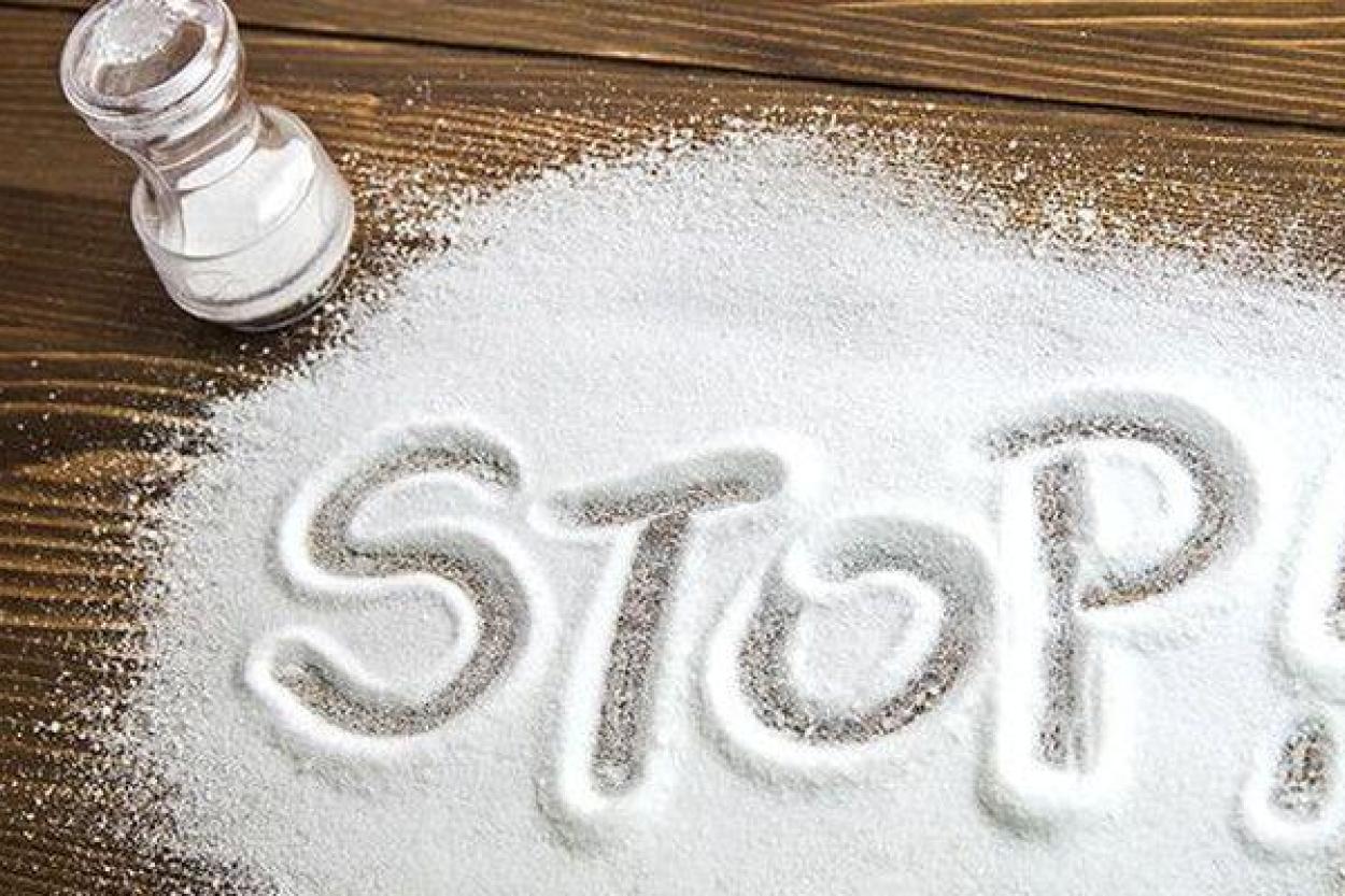 Как понять, что организм предупреждает о чрезмерном потреблении соли