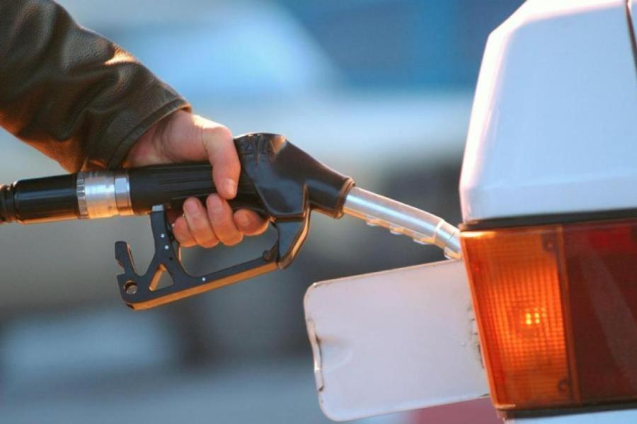 Изменились цены на топливо в Латвии, Литве и Эстонии (ГРАФИК)