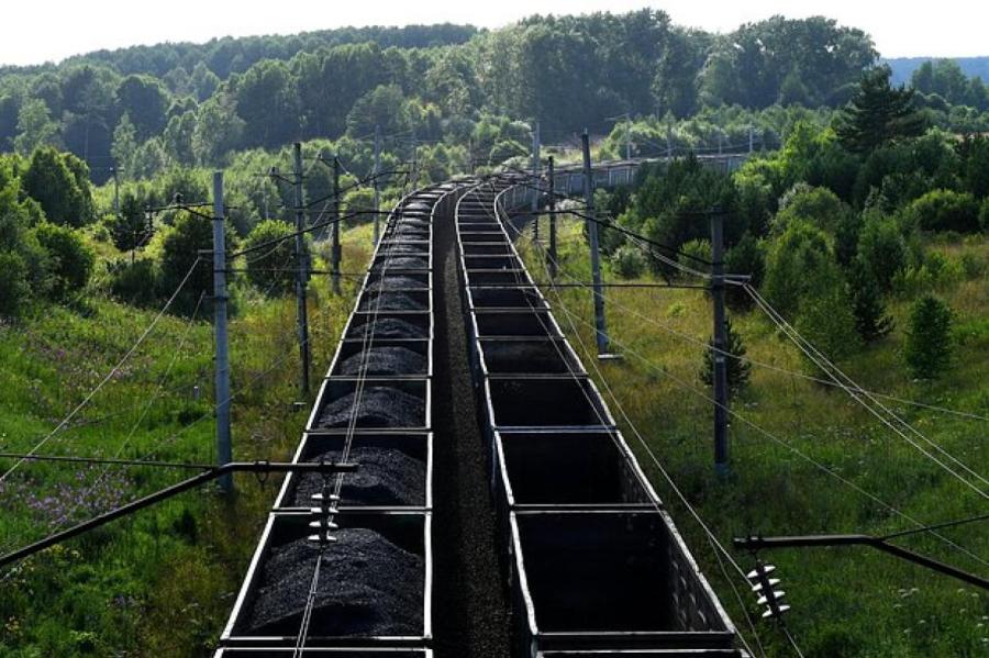 Что происходит? Поставки российского угля в Индию взлетели