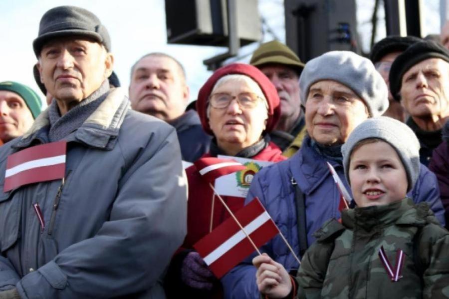 Жители Латвии ждут повышения уровня жизни. В отличие от граждан других стран ЕС