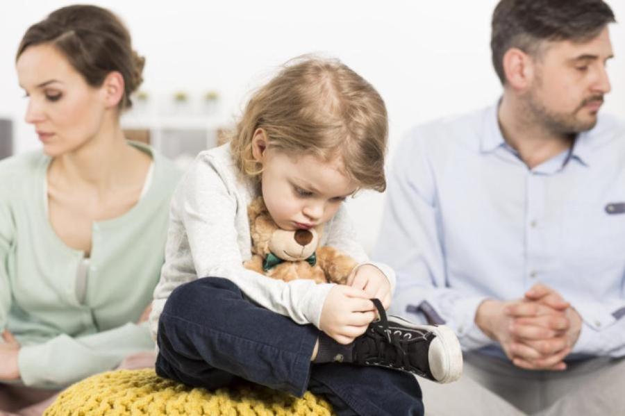Как рассказать ребенку про развод родителей?