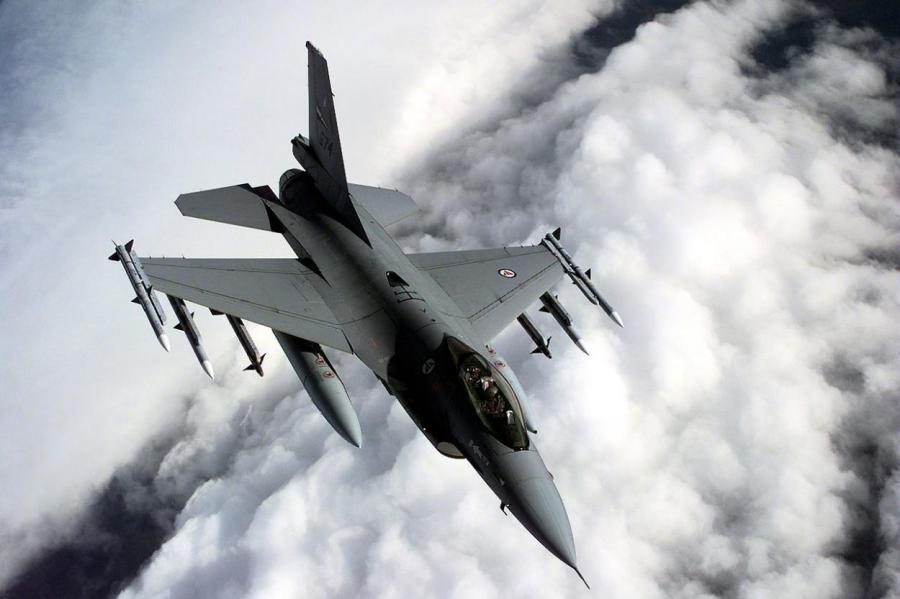 F-16 летят в Украину: на что способны эти самолеты (ВИДЕО)