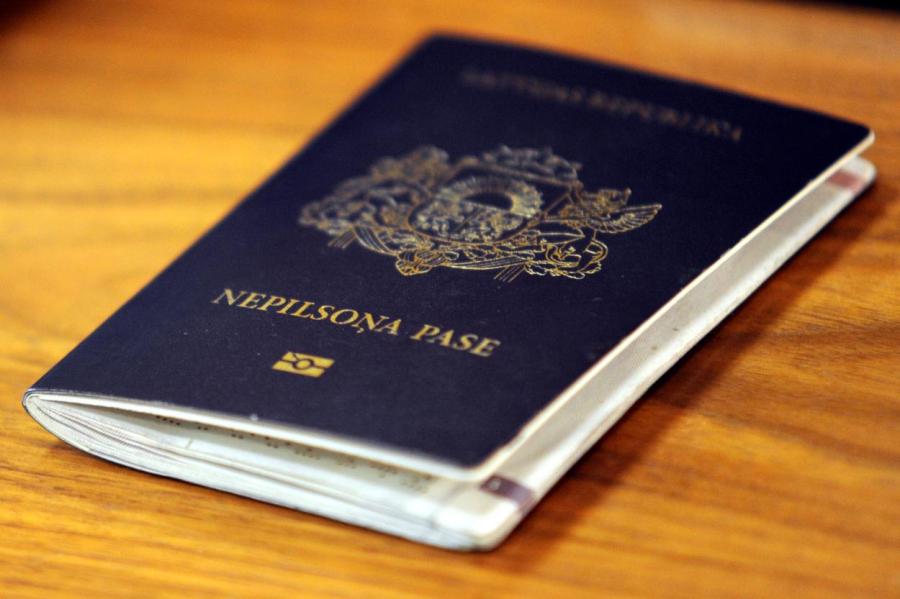 «Это шокирующий законопроект» - в Сейме отвергли нулевой вариант гражданства